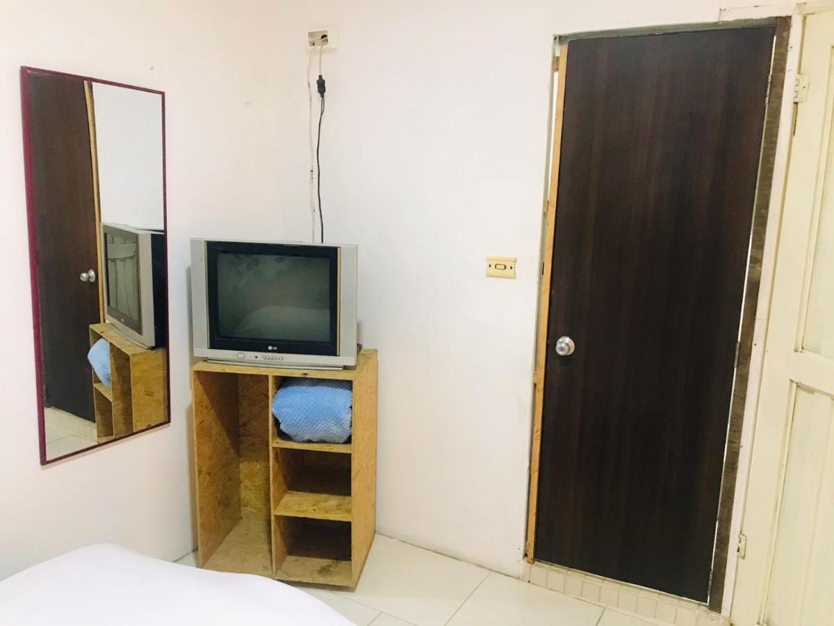 Hostal La 18 بيريرا المظهر الخارجي الصورة