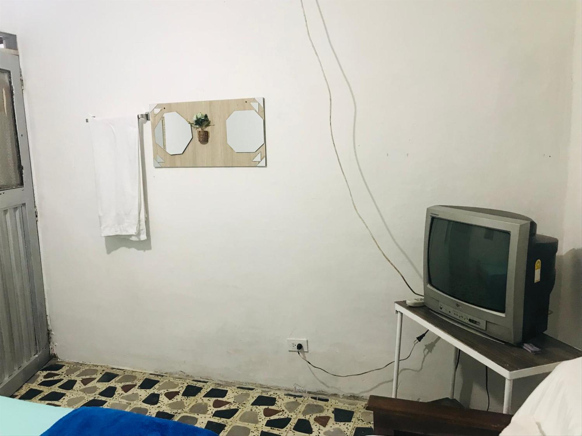 Hostal La 18 بيريرا المظهر الخارجي الصورة